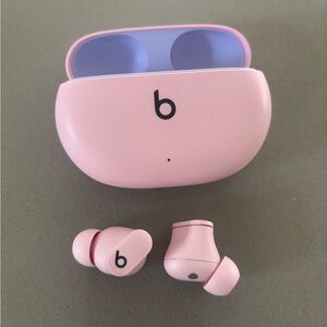 Beats by Dre Pink Wireless Earbuds
